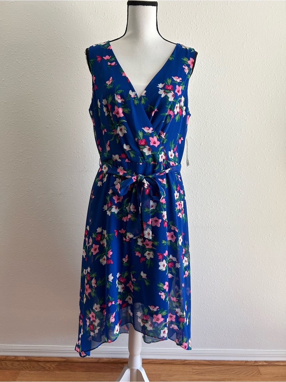Jessica Howard Sleeveless Dress Petite Size 14P Blue Floral Wedding Guest